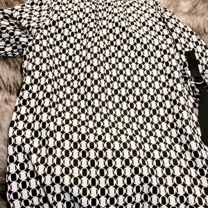 Michael Kors Stylish Black and White Patterned Women's Top